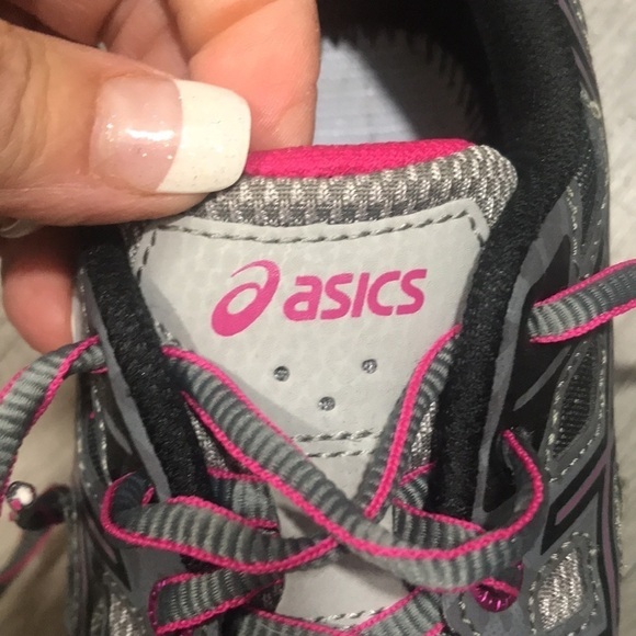ASICS Gel Venture 6 Gray & Pink Running Shoes         size 7 - Picture 9 of 10